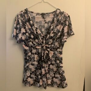 Daisy Fuentes dress top